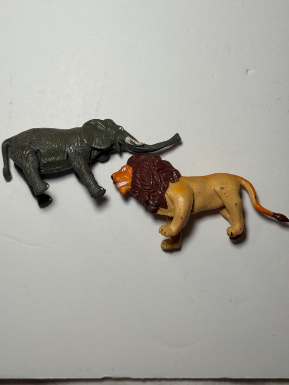 Vintage 1994 Toy Major Lion Elephant Safari Animal Figures Lot of 2 PVC - Picture 2 of 4